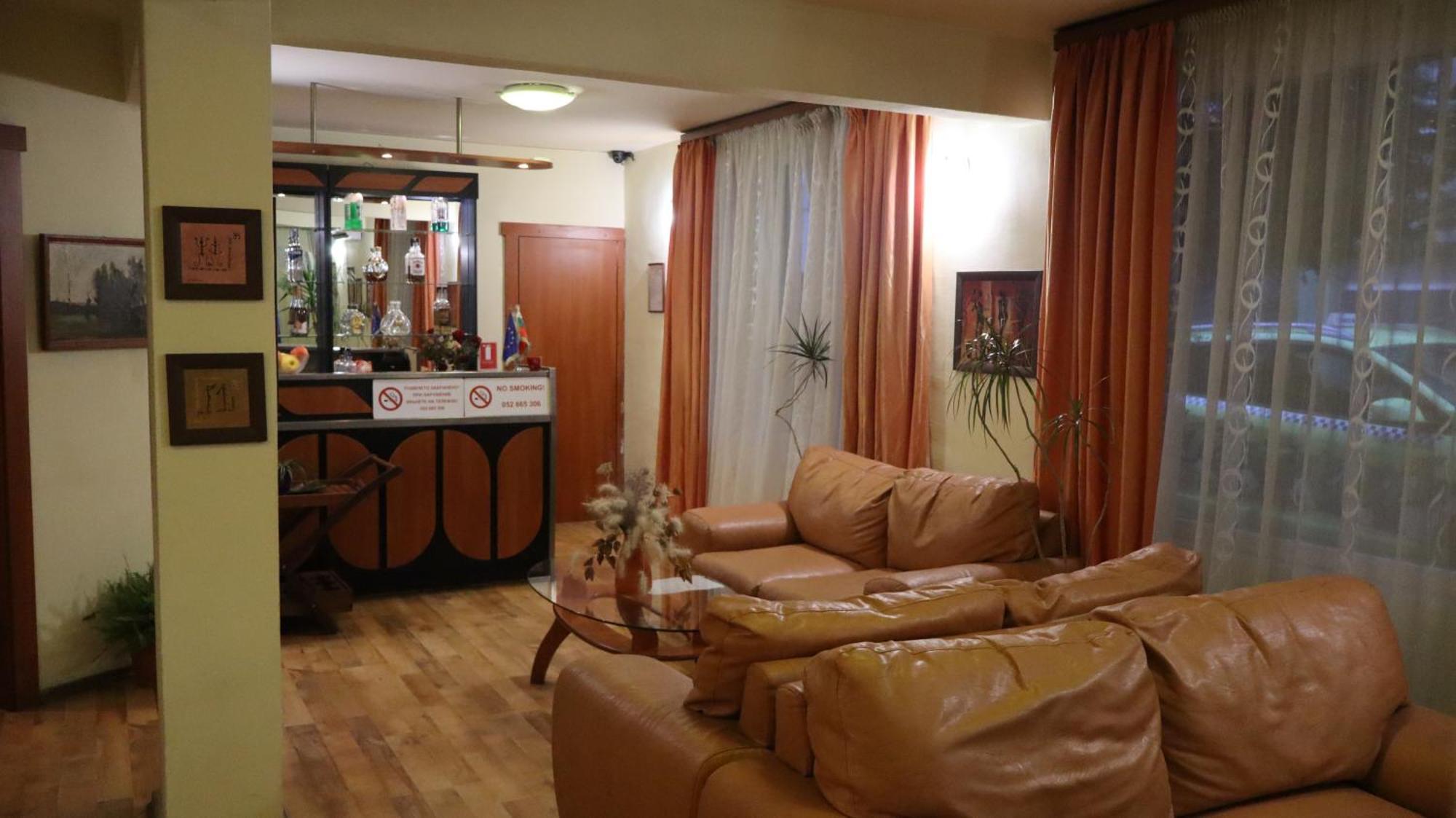 Hotel Palitra Varna Eksteriør billede