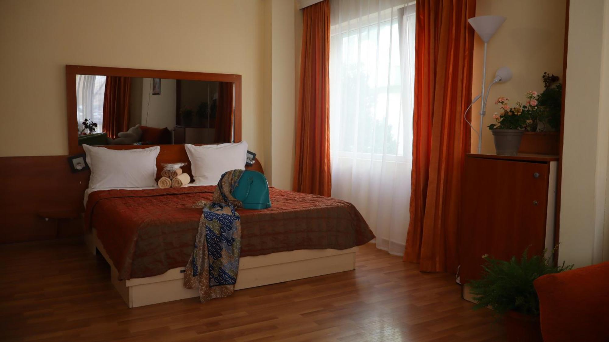Hotel Palitra Varna Eksteriør billede