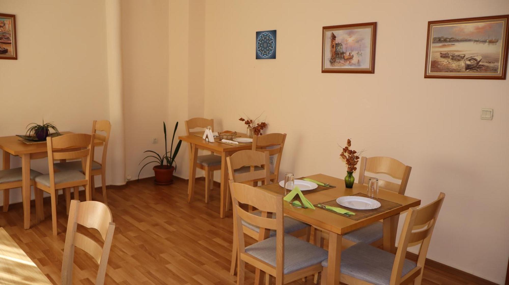 Hotel Palitra Varna Eksteriør billede