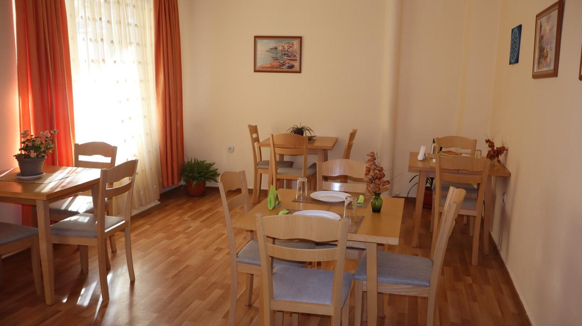 Hotel Palitra Varna Eksteriør billede