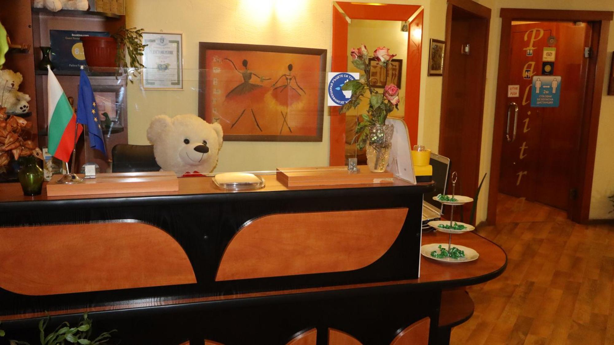 Hotel Palitra Varna Eksteriør billede
